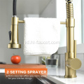 3-lubang faucet dapur kuningan padat dengan sprayer drop-down